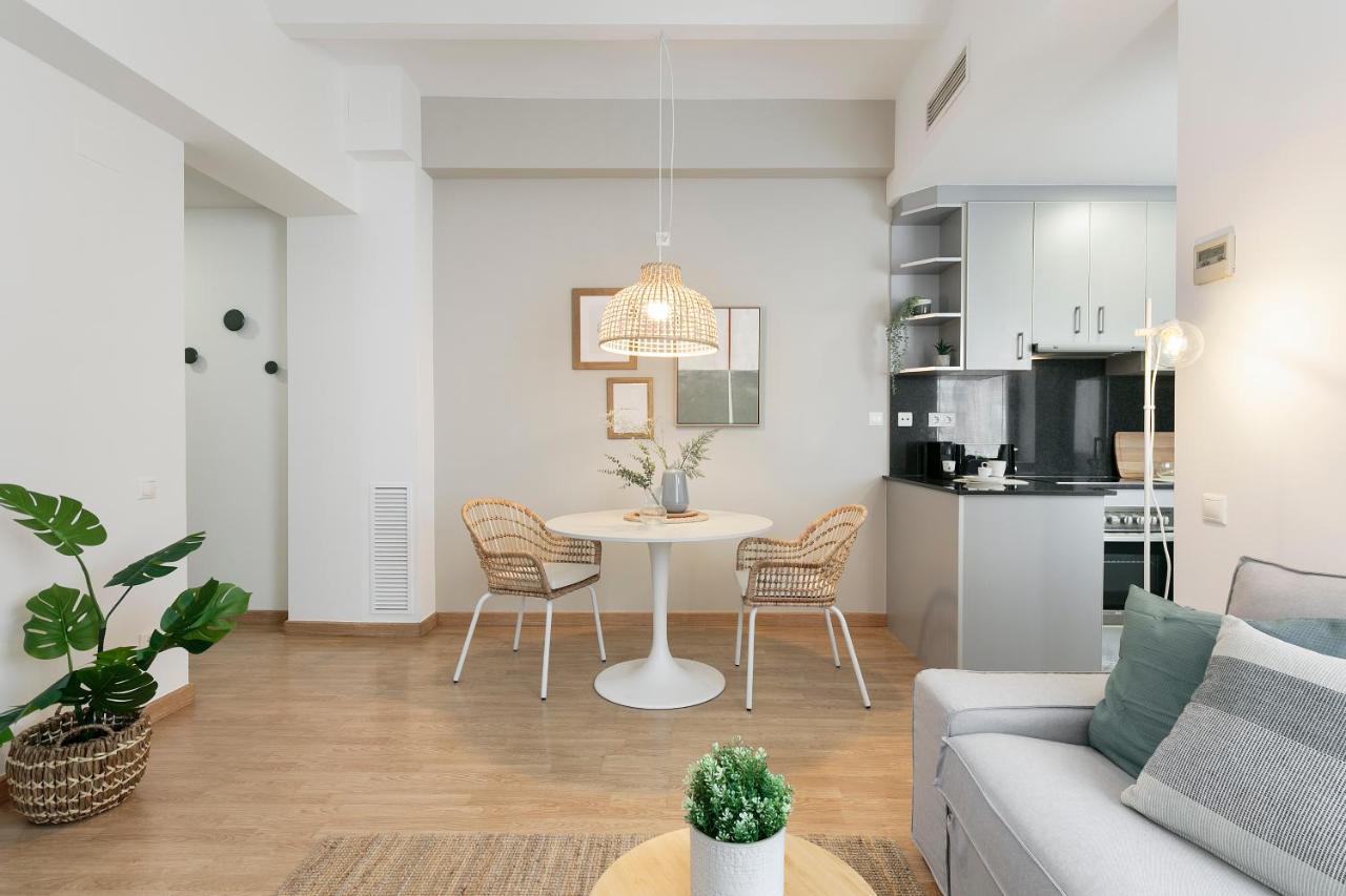 Апартаменты Click&Flat Sugranyes Барселона Экстерьер фото
